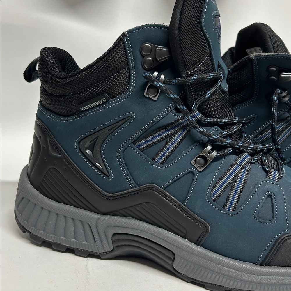 Woman’s Dakota, leather Black and Gray Hiking Boots 10.5 waterproof Orthofeet - Picture 2 of 8